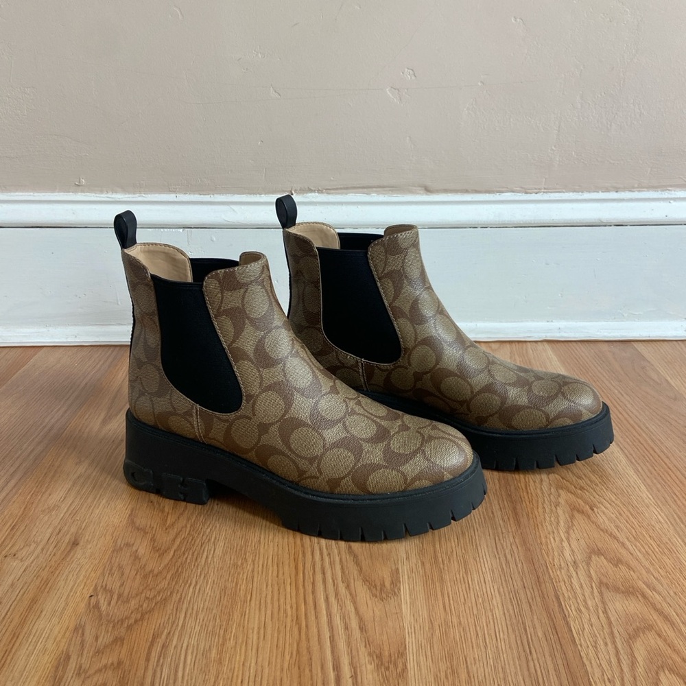 Coach Chelsea Boots - Picture 2 of 8